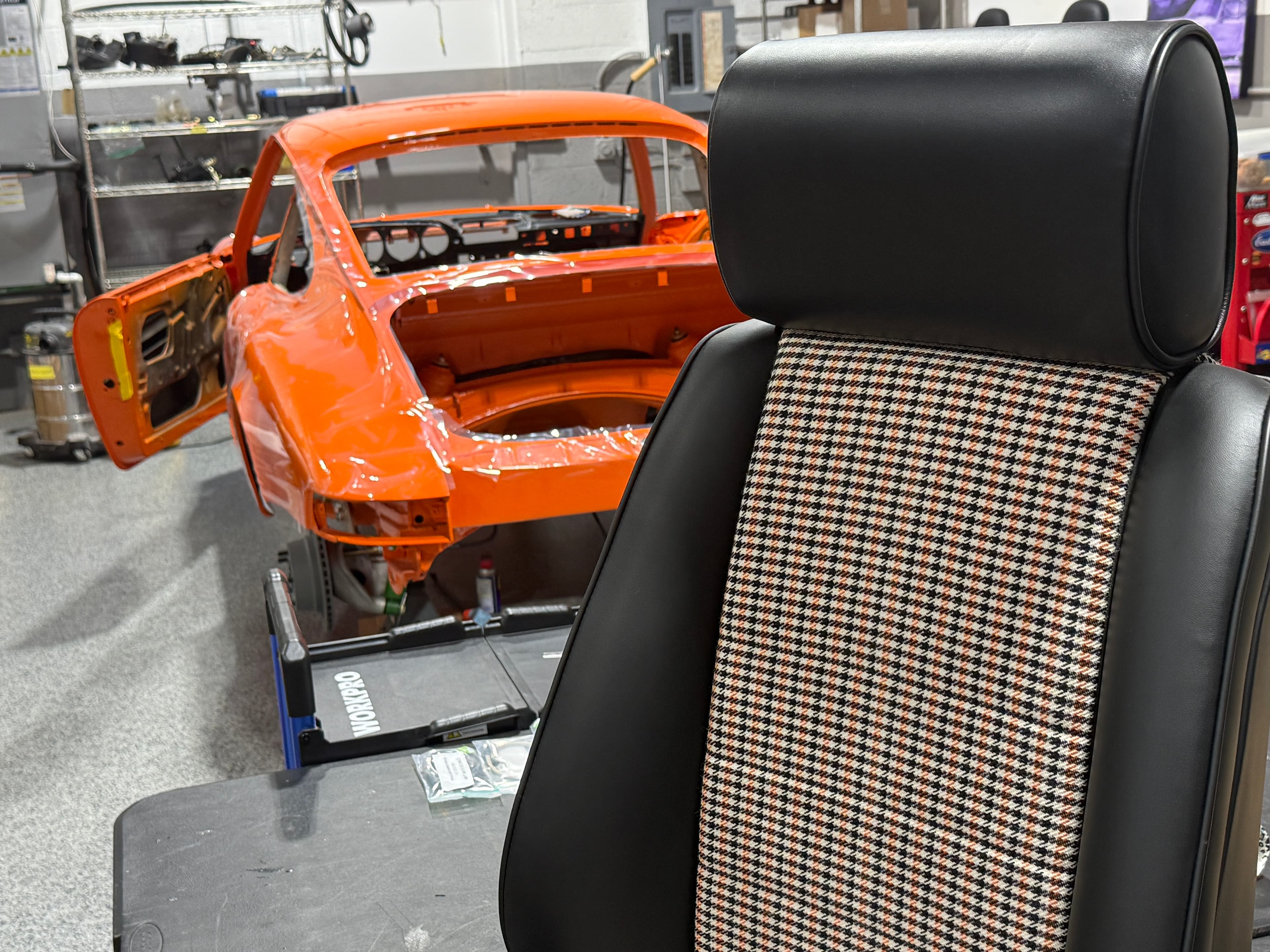 Porsche 911 / 930 Complete Restoration