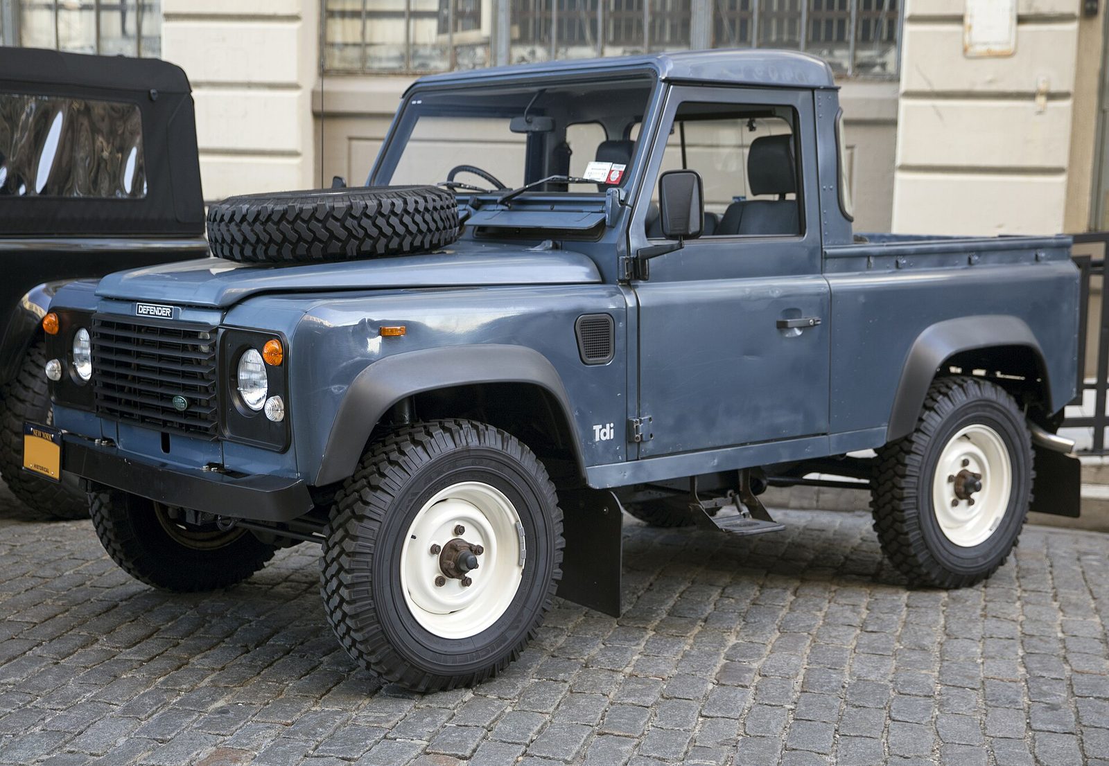 Land Rover Defender