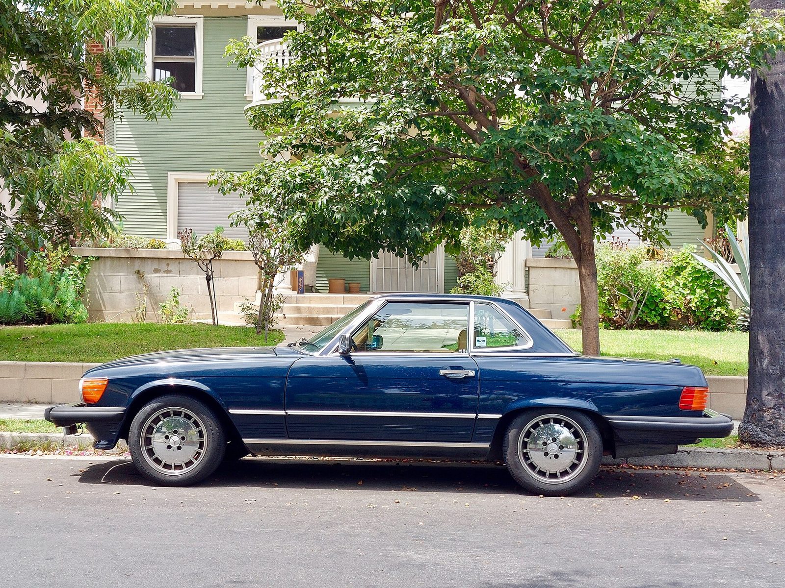 Mercedes-Benz SL (R107)